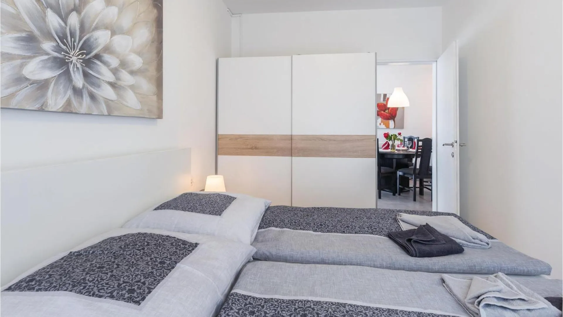 Lovely Apartment In Porec With Kitchen
