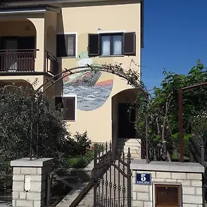  Apartmán Mirela